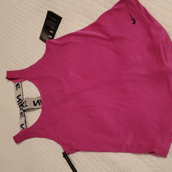 💓Nike Athletic Top - Picture 3 of 11